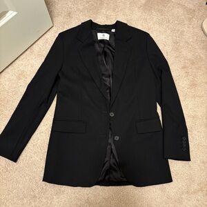 Aritzia Black Blazer